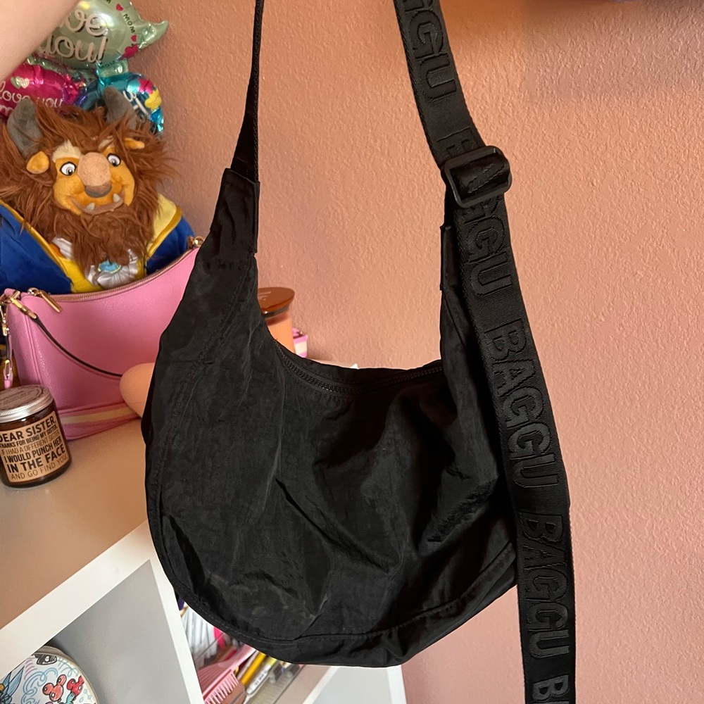 Baggu Black Medium Crescent Bag